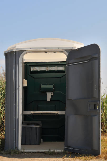 Best Porta potty delivery and setup  in Fairport Harbor, OH